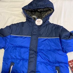 Winter Jacket keeps you warm up to 0* to 22*F